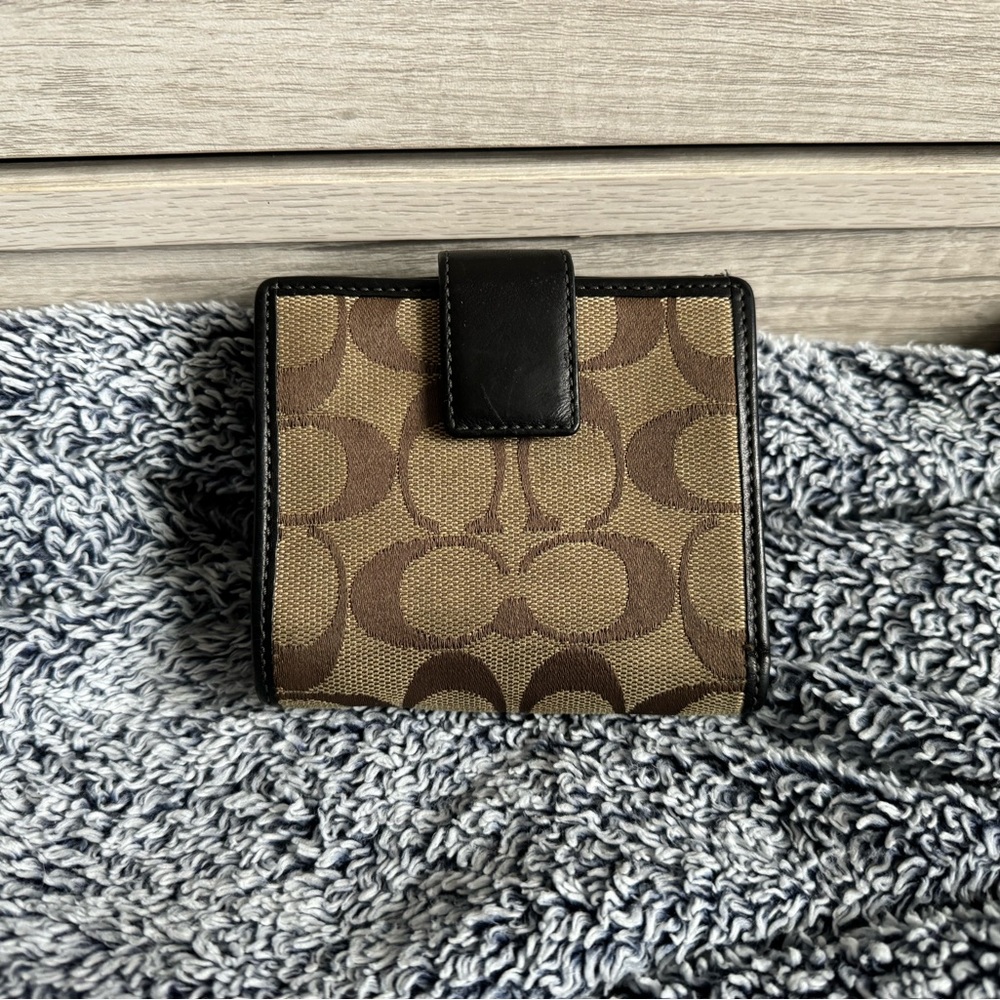 Small Coach wallet - Picture 2 of 4